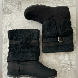 Women’s Mid Calf Black/Black Squall Boots